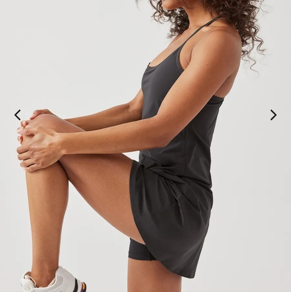 Exercise dress - Picture 3 of 14